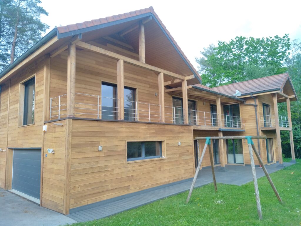 sablage de chalet en red cedar